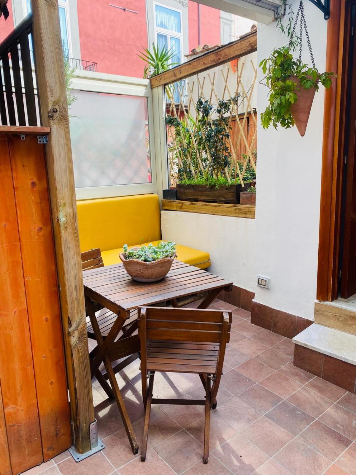La Casa Di Apollo Apartman Nápoly Kültér fotó