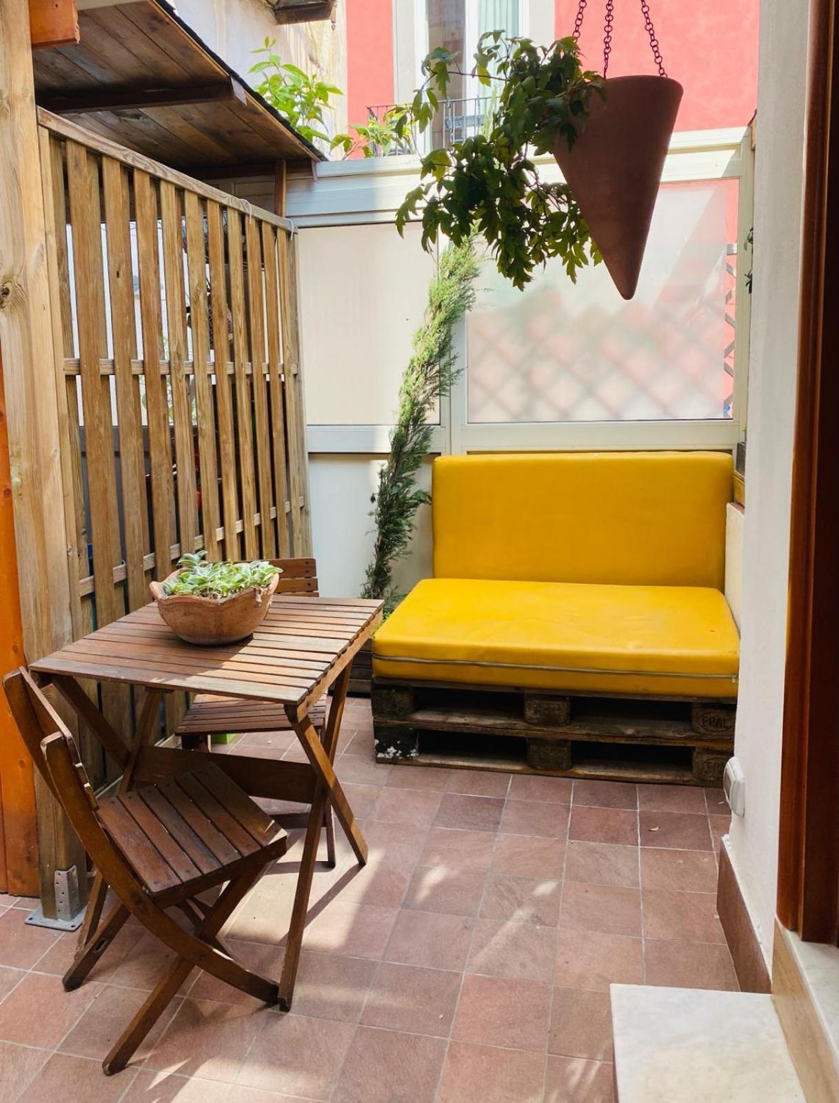 La Casa Di Apollo Apartman Nápoly Kültér fotó